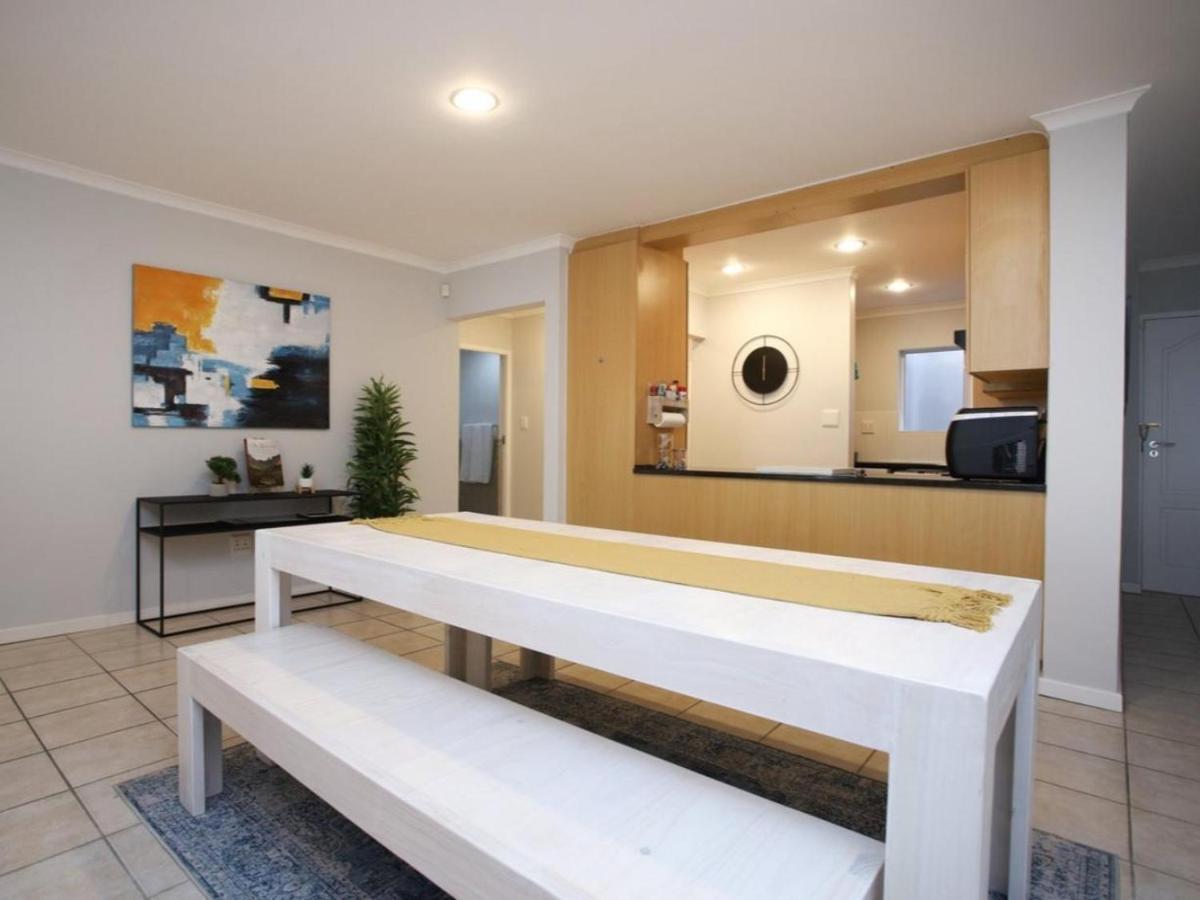 Go2Boa Luxury Apartment Mossel Bay Esterno foto